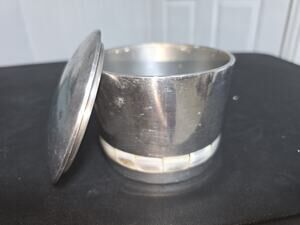 Vintage Paradigm Exclusives India Lidded Bowl Mother Pearl Accents